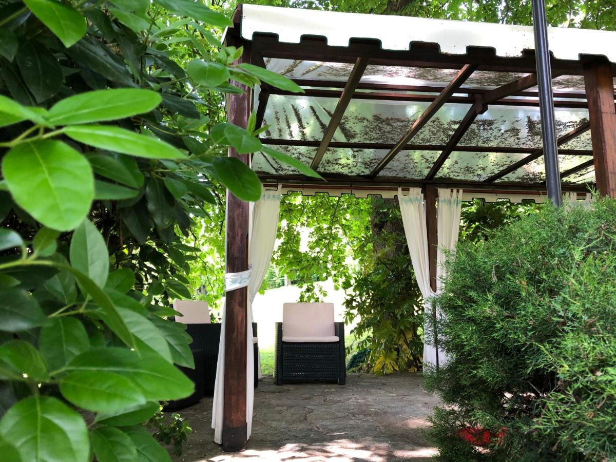 A O Soa B&B Savignone Exterior foto
